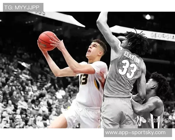 小迈克尔波特首节表现抢眼全场贡献24分11板7助后劲不足令人担忧 小迈克尔波特首节表现抢眼全场贡献24分11板7助后劲不足令人担忧