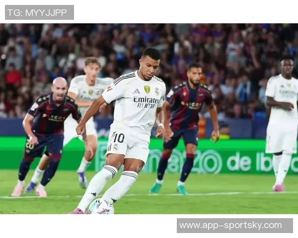 姆巴佩调侃点球小伎俩:下次要更隐蔽让对手难以察觉 姆巴佩调侃点球小伎俩:下次要更隐蔽让对手难以察觉