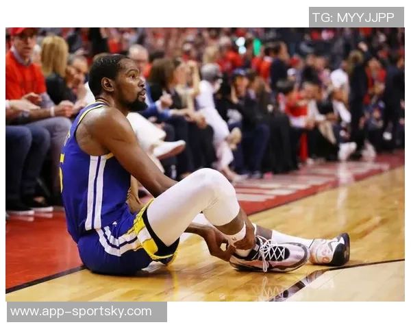 纳斯透露乔治脚踝酸痛正在接受检查以确定伤情严重性 纳斯透露乔治脚踝酸痛正在接受检查以确定伤情严重性